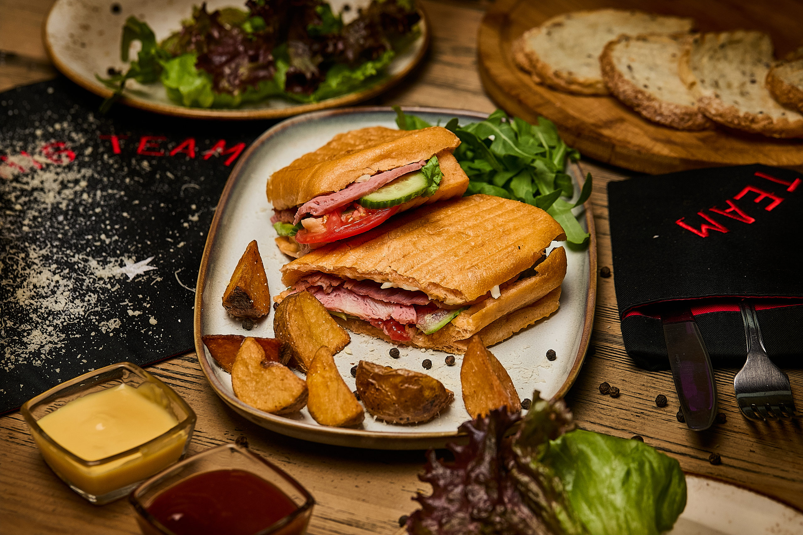 Панини с ветчиной